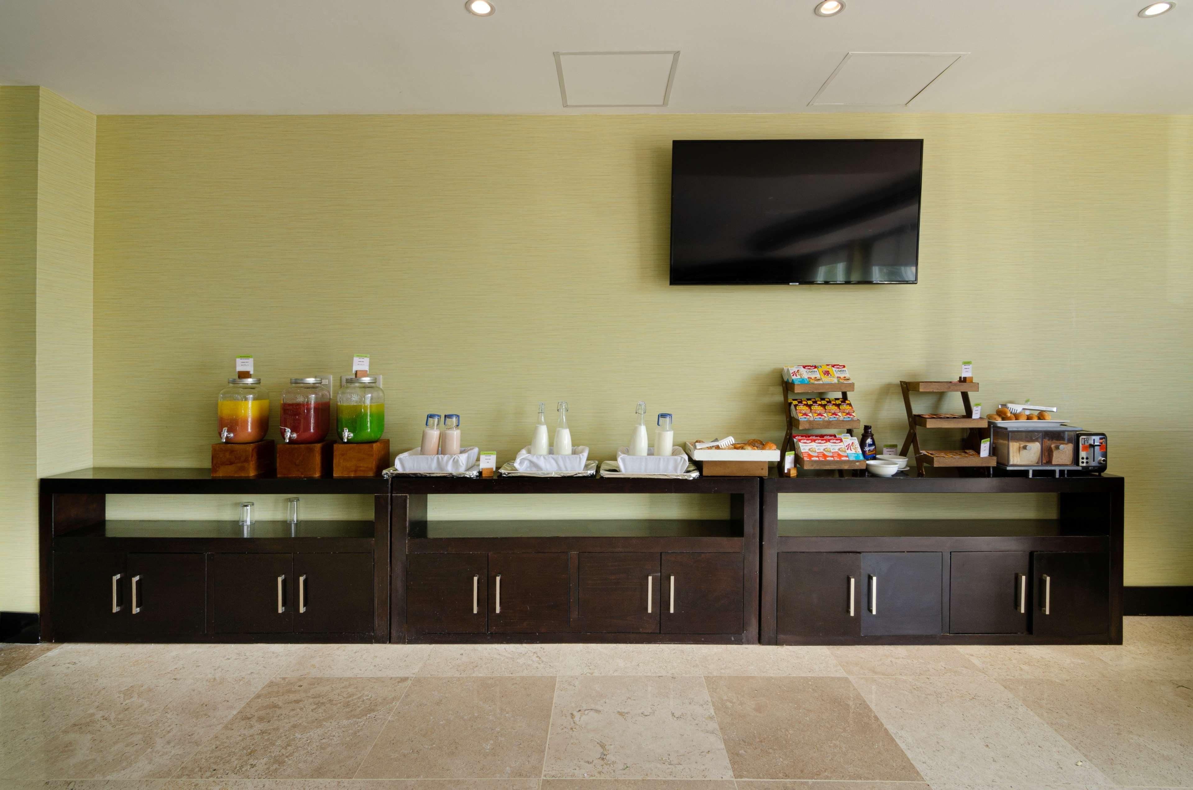 Hotel Doubletree By Hilton